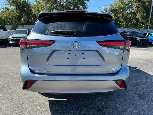 used 2023 Toyota Highlander car, priced at $49,677