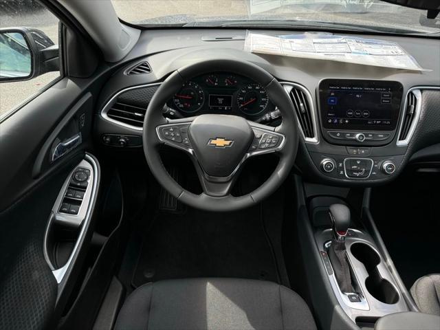 new 2025 Chevrolet Malibu car, priced at $27,995