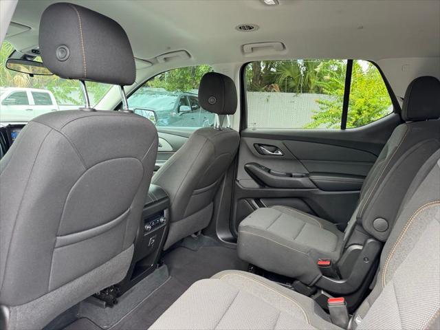 used 2021 Chevrolet Traverse car, priced at $22,710