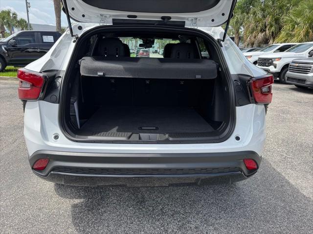 used 2025 Chevrolet Trax car, priced at $25,999