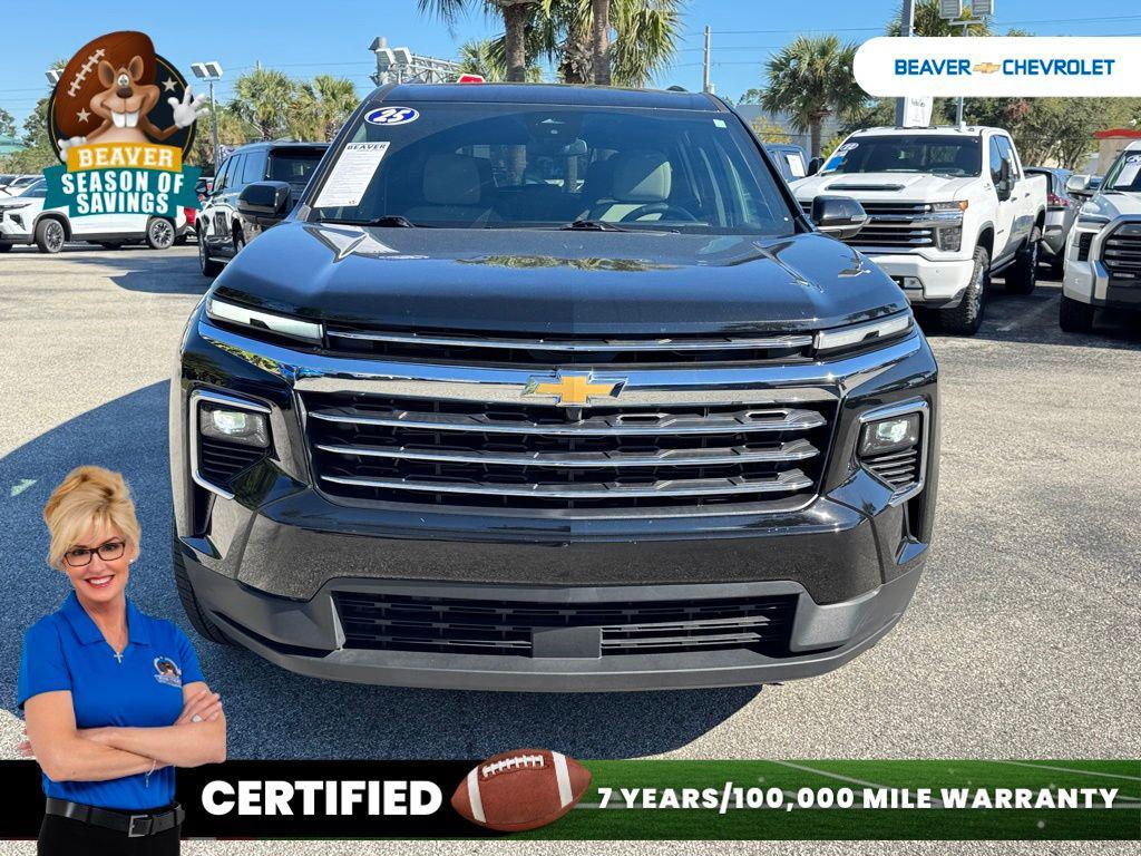 used 2025 Chevrolet Traverse car, priced at $38,728