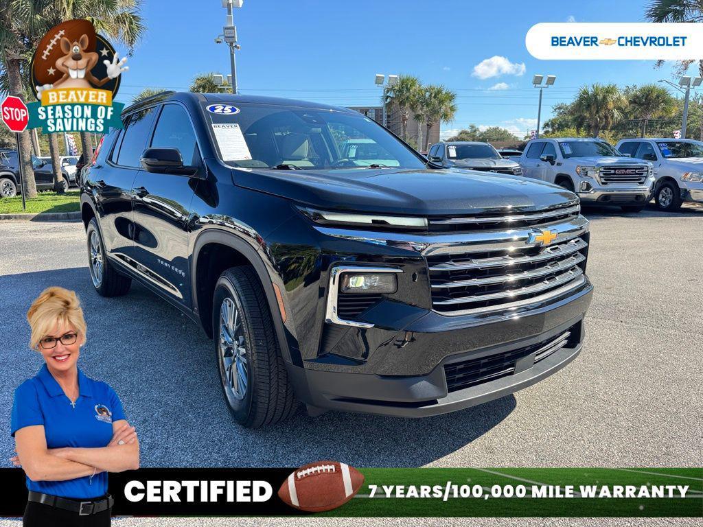 used 2025 Chevrolet Traverse car, priced at $38,728