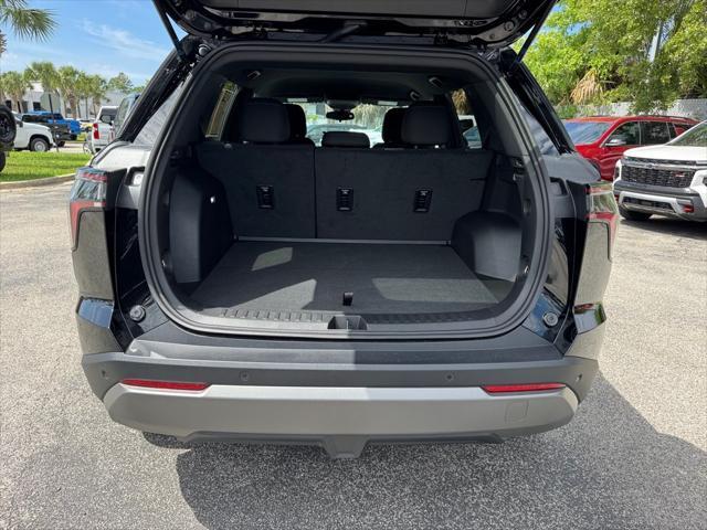 used 2025 Chevrolet Equinox car, priced at $29,634