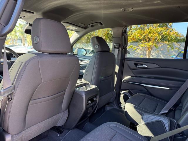 new 2025 Chevrolet Traverse car, priced at $46,430