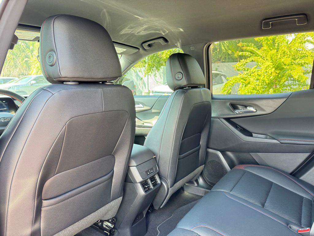 new 2026 Chevrolet Equinox car, priced at $37,785