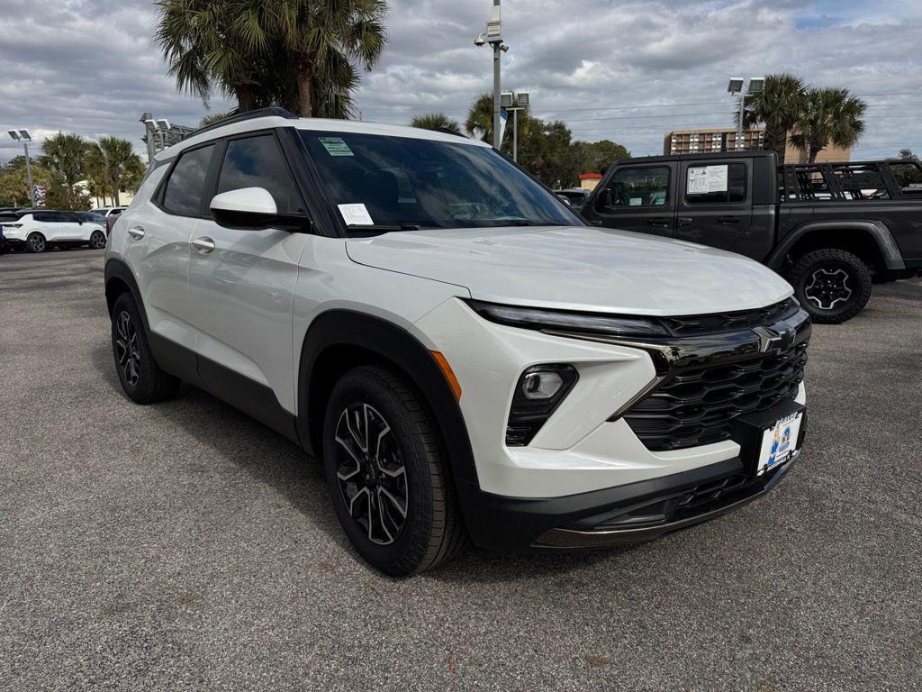 new 2026 Chevrolet TrailBlazer car, priced at $33,520
