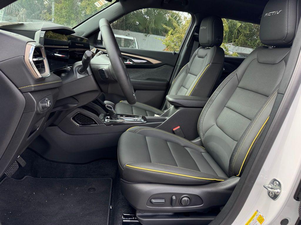 new 2026 Chevrolet TrailBlazer car, priced at $33,520