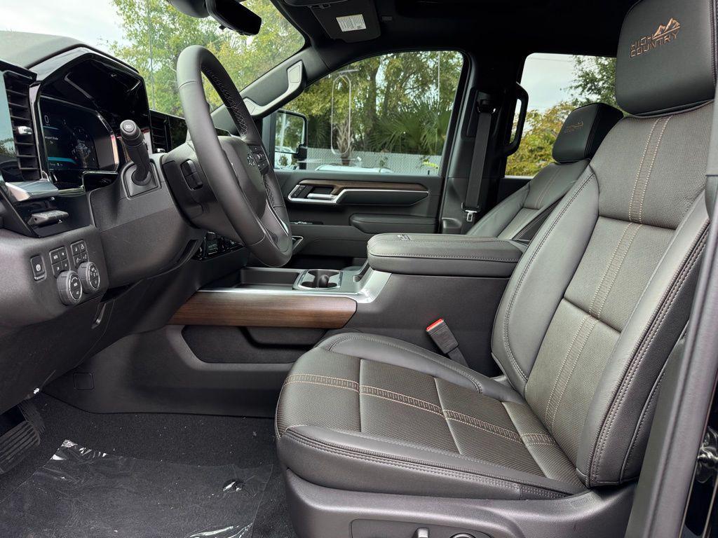 new 2026 Chevrolet Silverado 3500 car, priced at $92,295