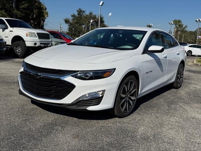 new 2025 Chevrolet Malibu car, priced at $27,995