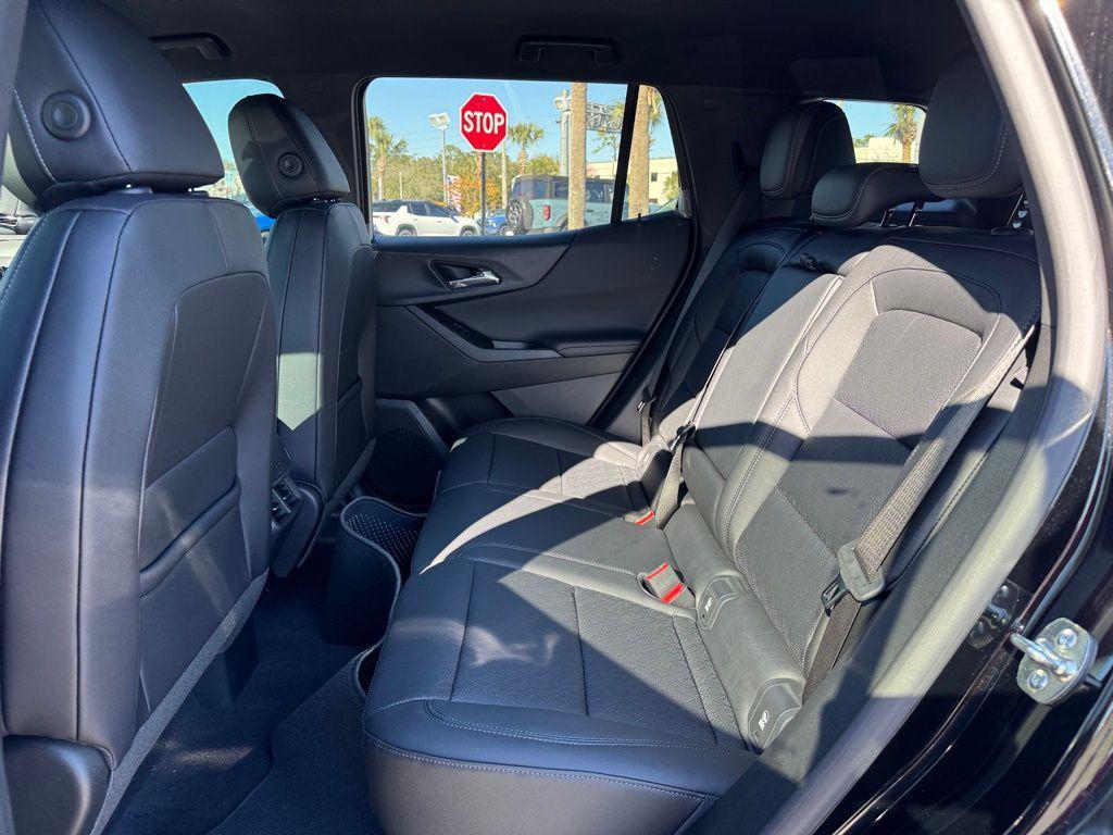 new 2025 Chevrolet Equinox car, priced at $35,830