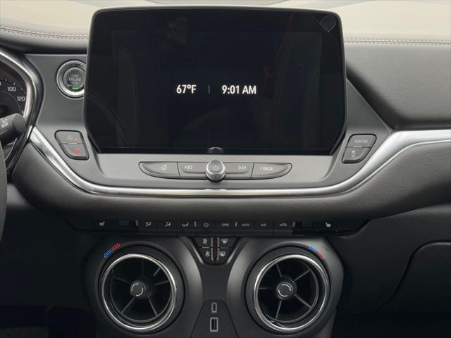 new 2025 Chevrolet Blazer car, priced at $39,380