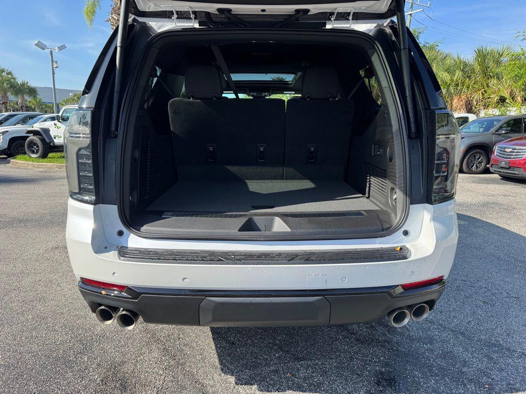 new 2025 Chevrolet Suburban car, priced at $85,960