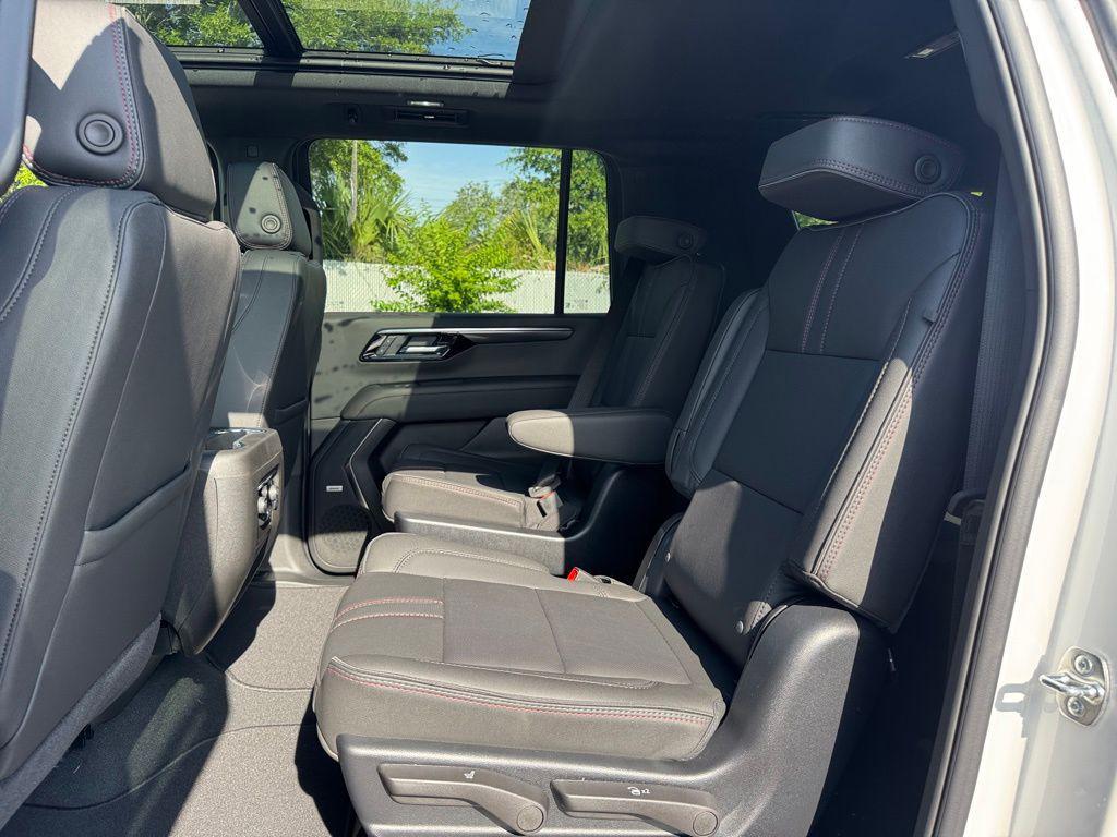new 2025 Chevrolet Suburban car, priced at $85,960