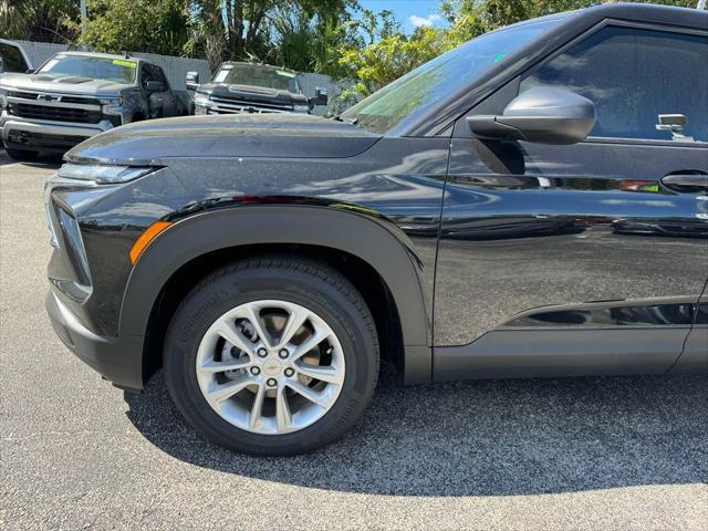 new 2025 Chevrolet TrailBlazer car, priced at $25,680