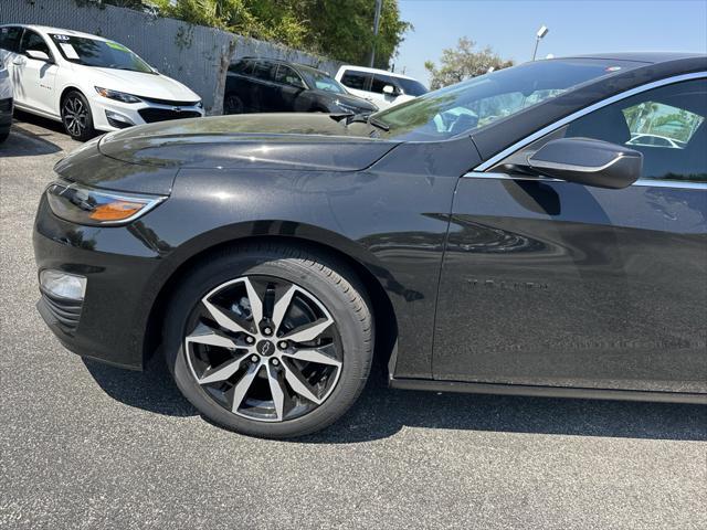 new 2024 Chevrolet Malibu car, priced at $27,095