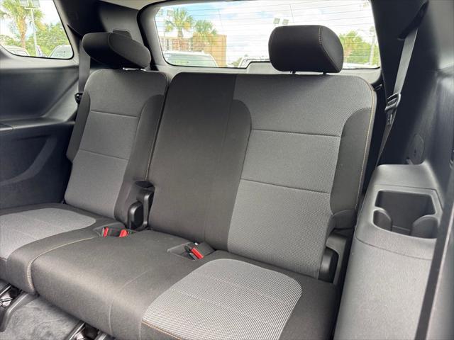 used 2020 Chevrolet Traverse car, priced at $24,648