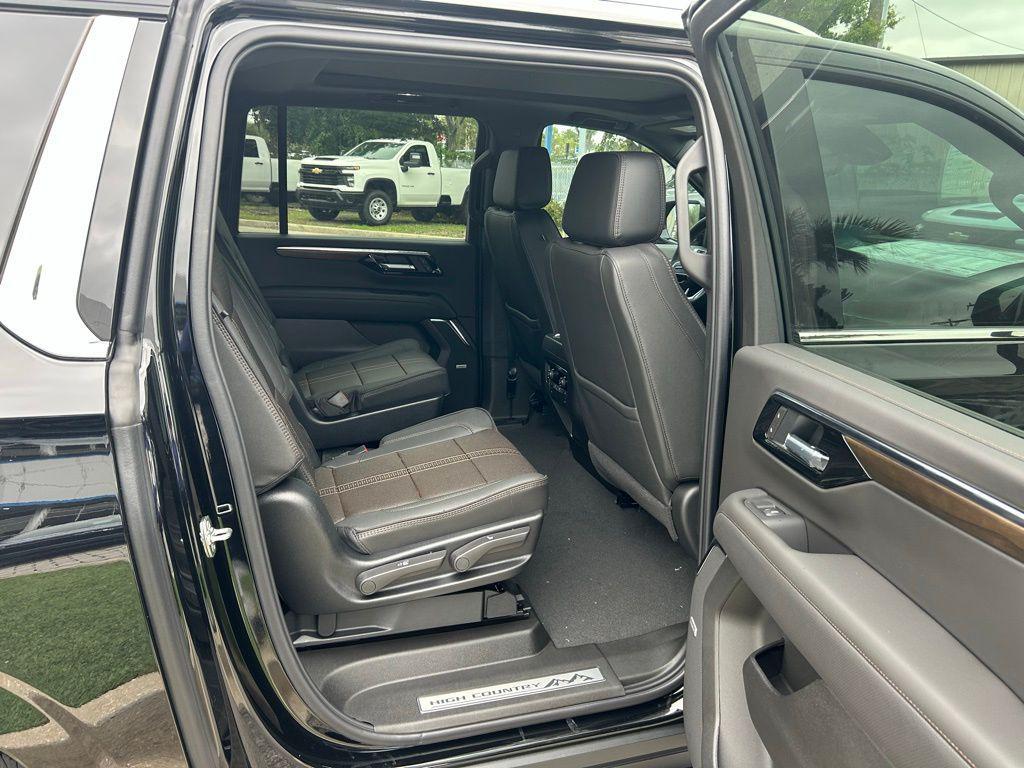 new 2026 Chevrolet Suburban car, priced at $92,205