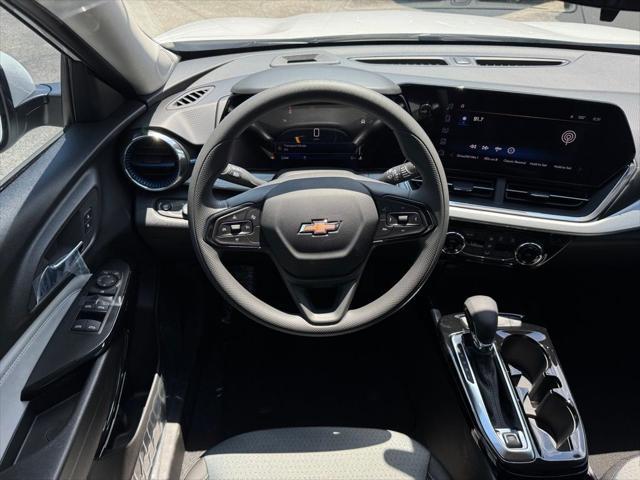 new 2025 Chevrolet Trax car, priced at $24,135