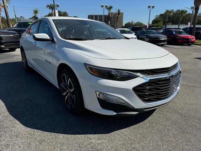 new 2025 Chevrolet Malibu car, priced at $27,995