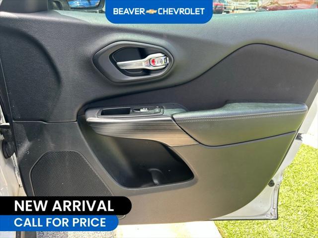 used 2017 Jeep Cherokee car, priced at $11,997