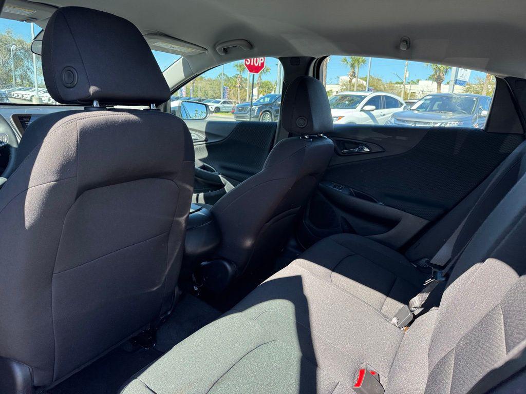 new 2025 Chevrolet Malibu car, priced at $27,995