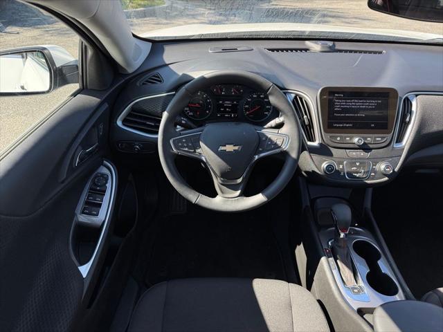 new 2025 Chevrolet Malibu car, priced at $27,995