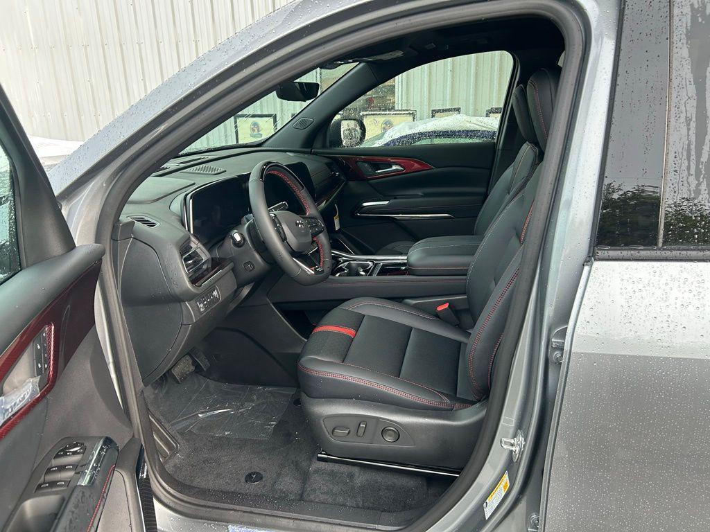 new 2026 Chevrolet Traverse car, priced at $60,795