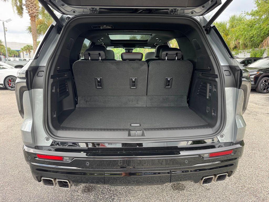 new 2026 Chevrolet Traverse car, priced at $60,795