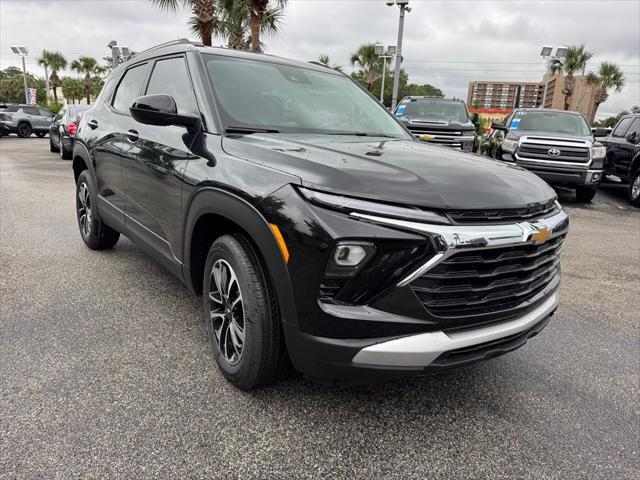 new 2025 Chevrolet TrailBlazer car, priced at $27,990