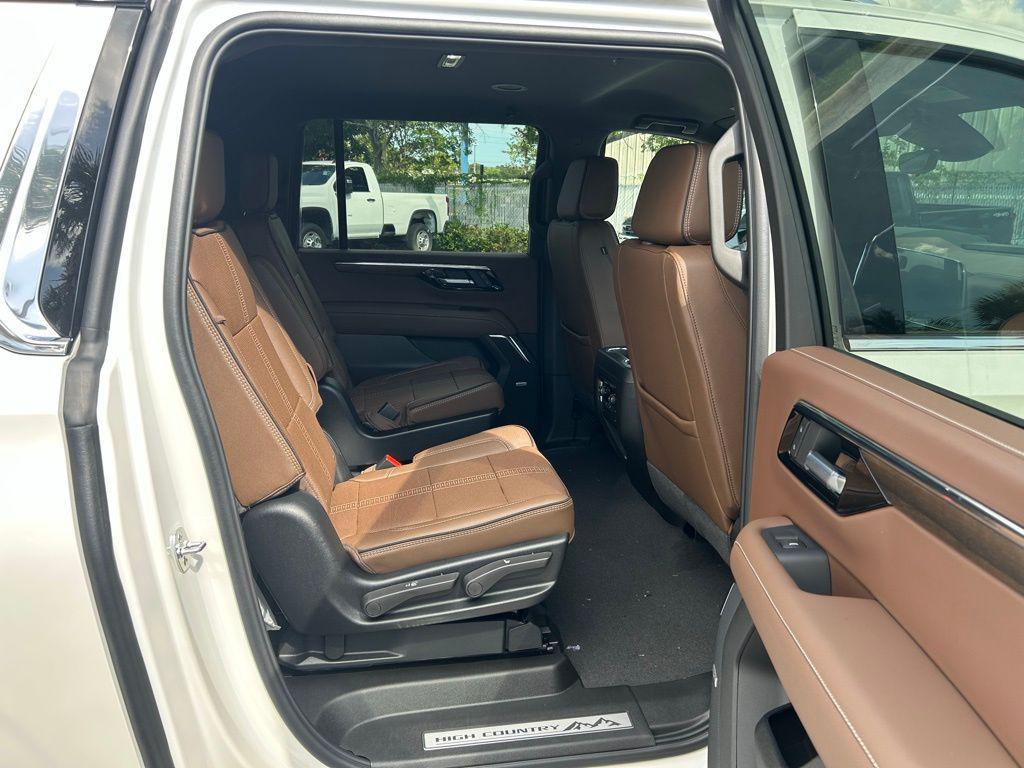 new 2025 Chevrolet Suburban car, priced at $88,790