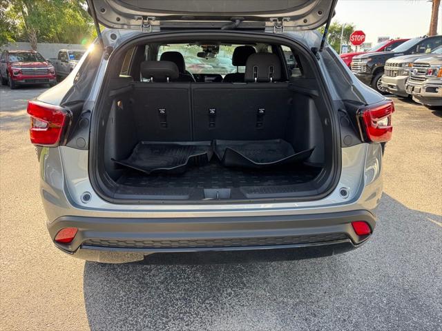 used 2025 Chevrolet Trax car, priced at $25,317