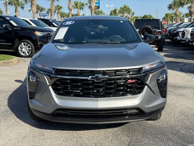 used 2025 Chevrolet Trax car, priced at $25,317