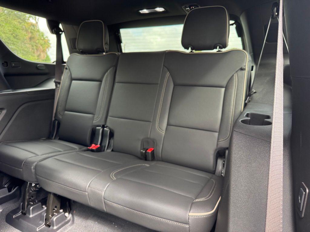 new 2026 Chevrolet Suburban car, priced at $80,895