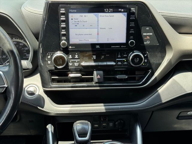 used 2021 Toyota Highlander car, priced at $33,548