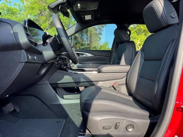 new 2025 Chevrolet Traverse car, priced at $43,690