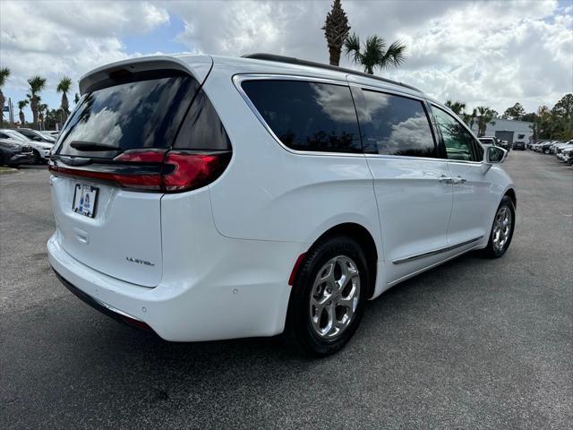 used 2022 Chrysler Pacifica car, priced at $30,993