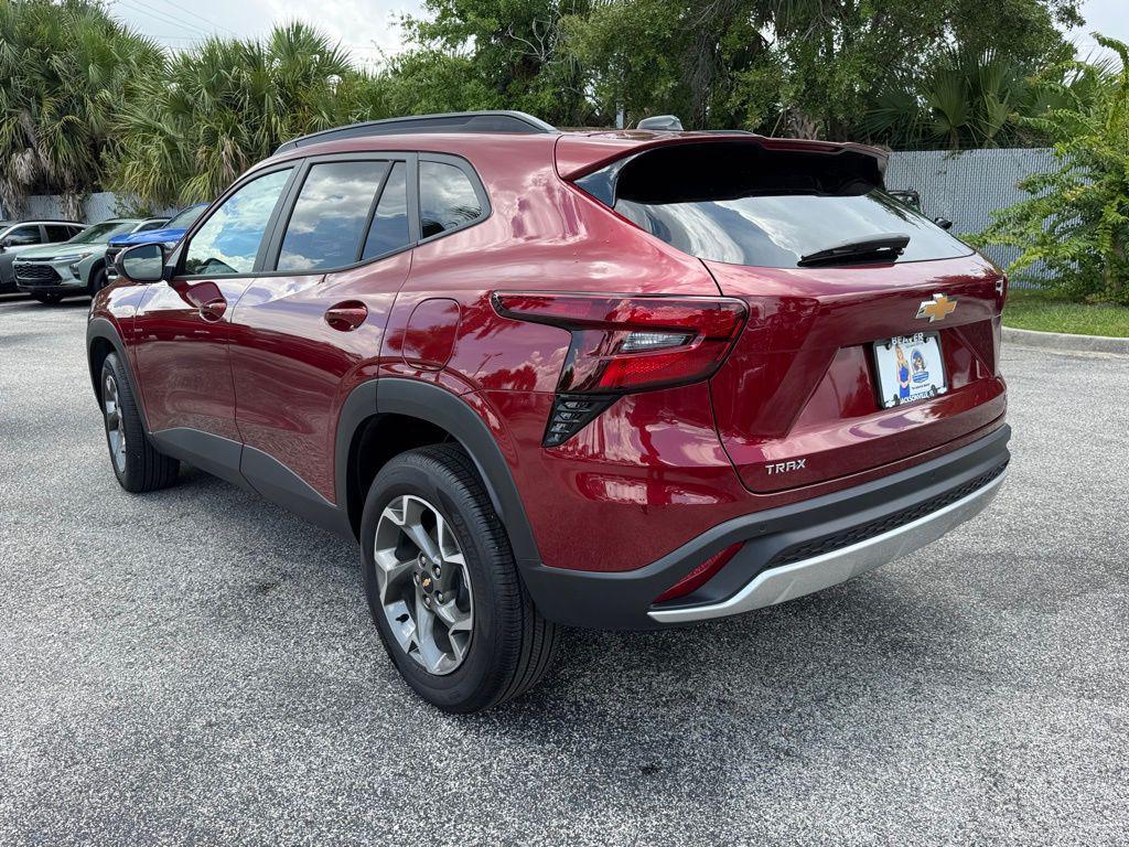 new 2025 Chevrolet Trax car, priced at $25,485