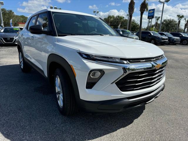 new 2025 Chevrolet TrailBlazer car, priced at $25,680