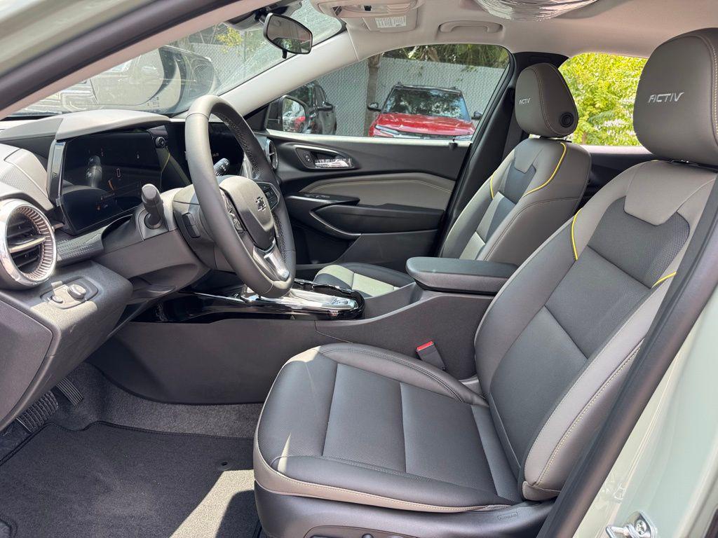 new 2025 Chevrolet Trax car, priced at $26,989