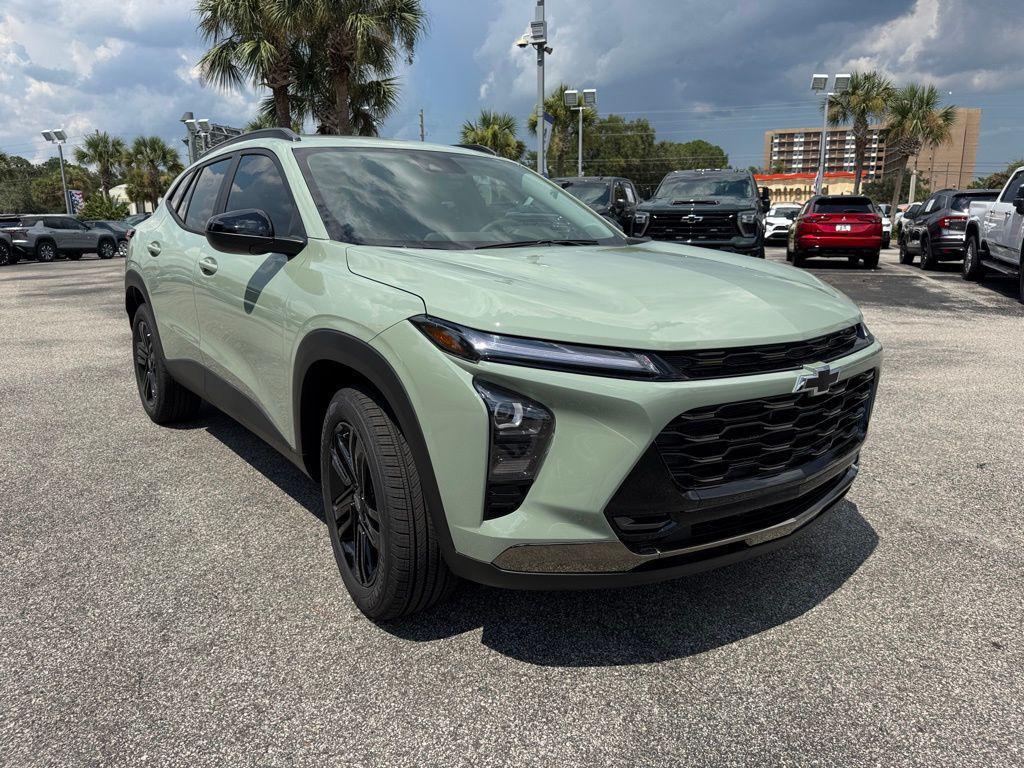new 2025 Chevrolet Trax car, priced at $26,989