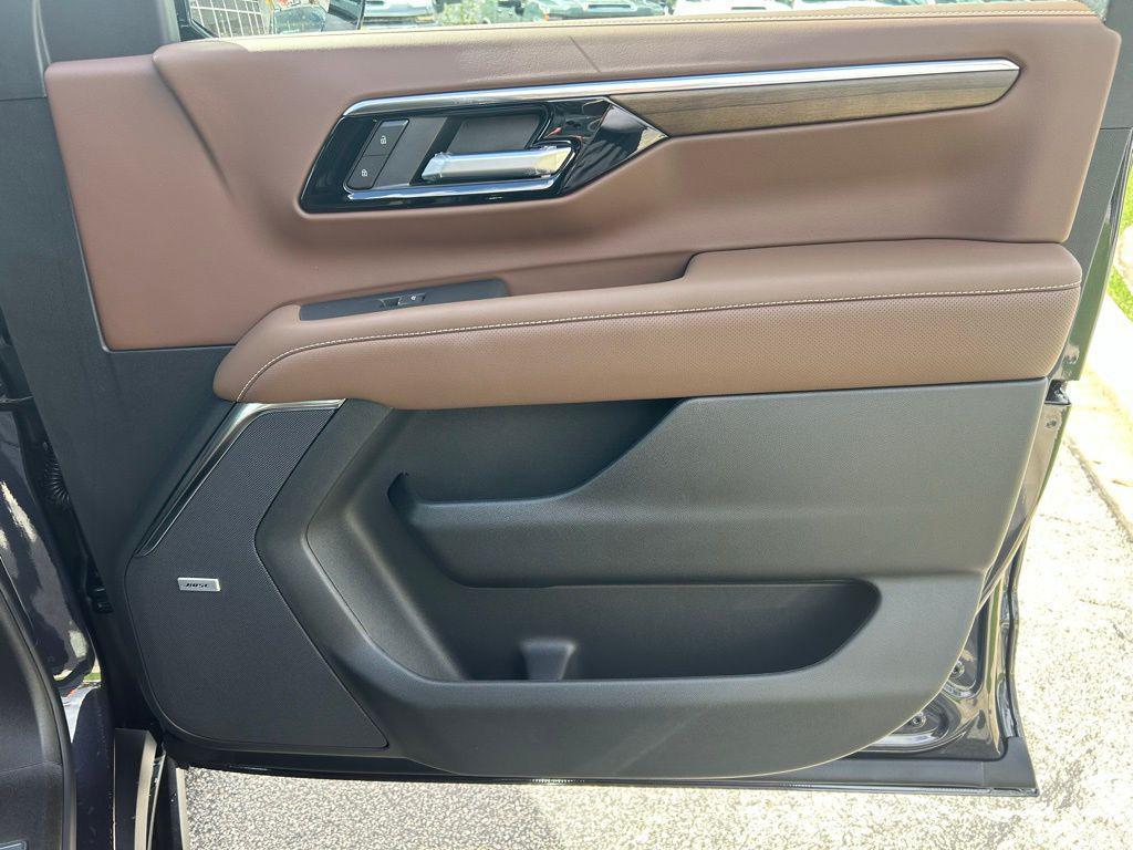 new 2026 Chevrolet Suburban car, priced at $94,650