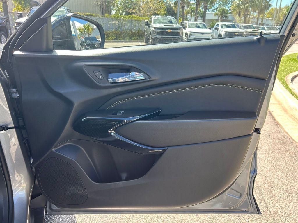 new 2026 Chevrolet Trax car, priced at $27,615