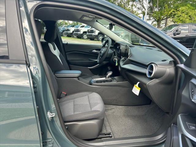 new 2025 Chevrolet Trax car, priced at $23,285