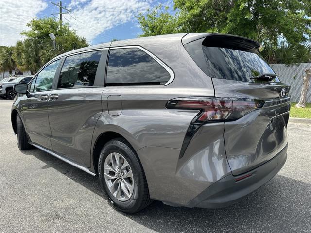 used 2023 Toyota Sienna car, priced at $38,833