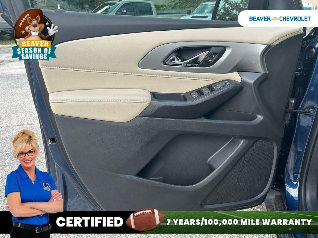 used 2023 Chevrolet Traverse car, priced at $30,884