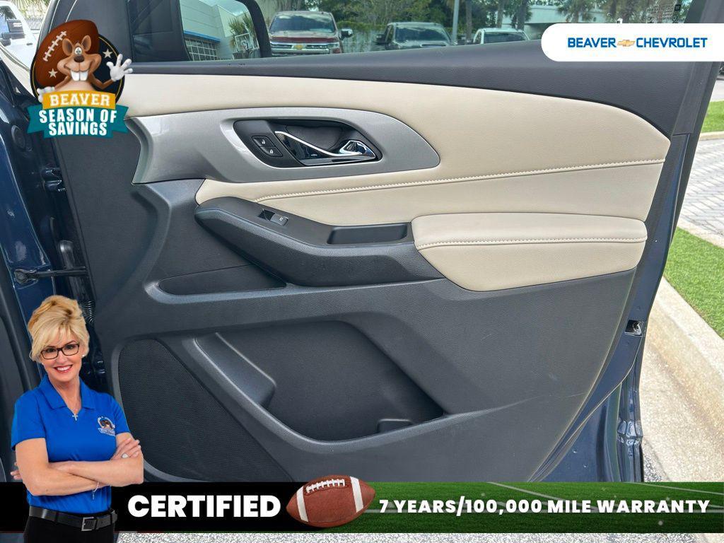 used 2023 Chevrolet Traverse car, priced at $30,884