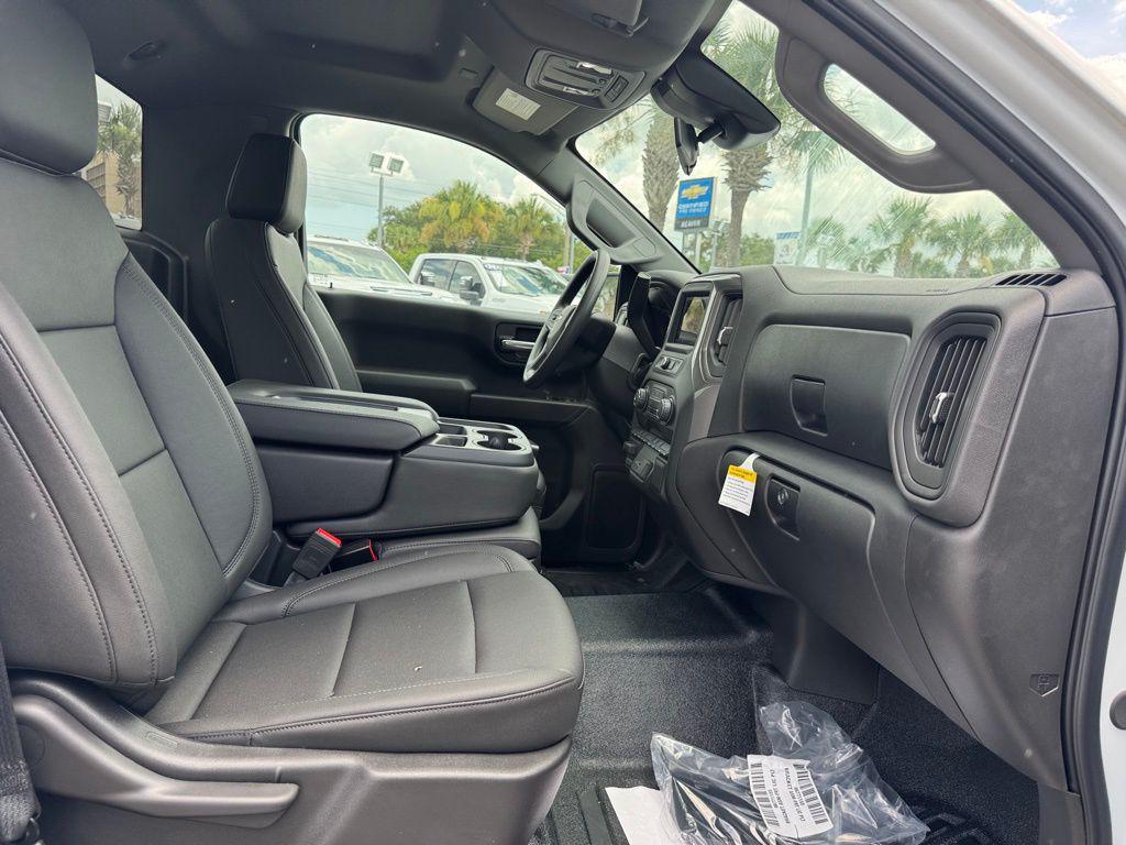 new 2025 Chevrolet Silverado 1500 car, priced at $42,630