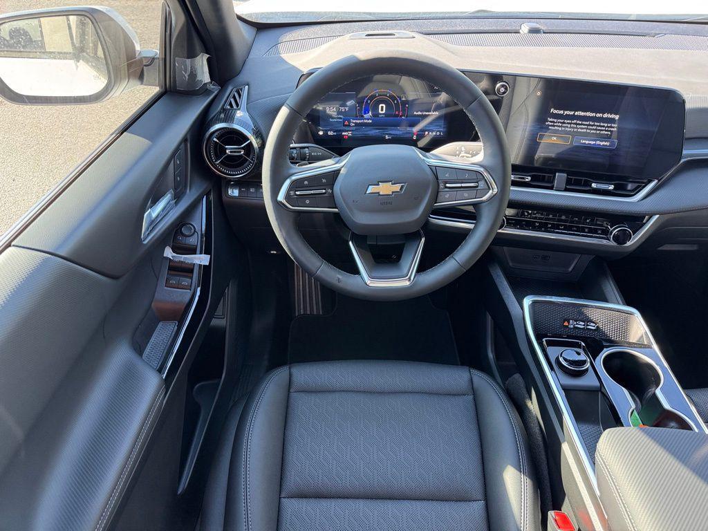 new 2026 Chevrolet Equinox car, priced at $34,990
