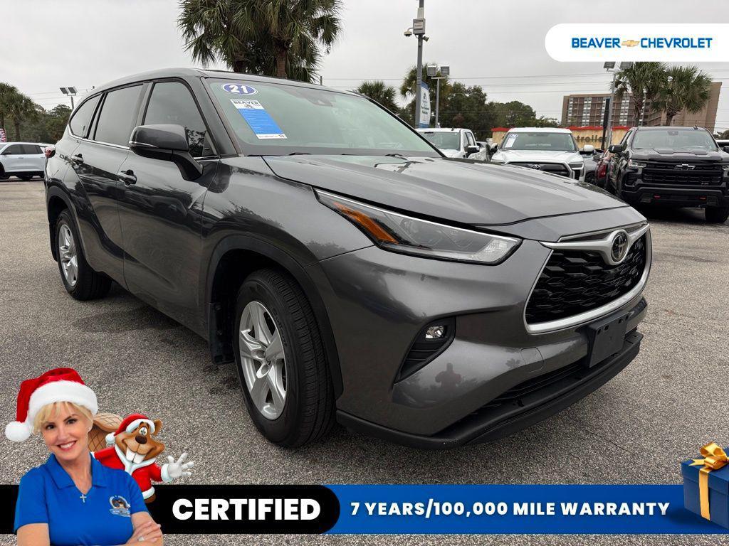 used 2021 Toyota Highlander car, priced at $24,811