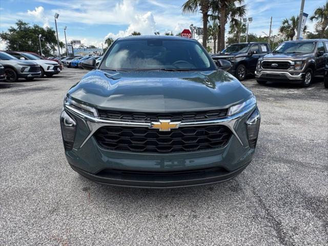 new 2025 Chevrolet Trax car, priced at $21,895